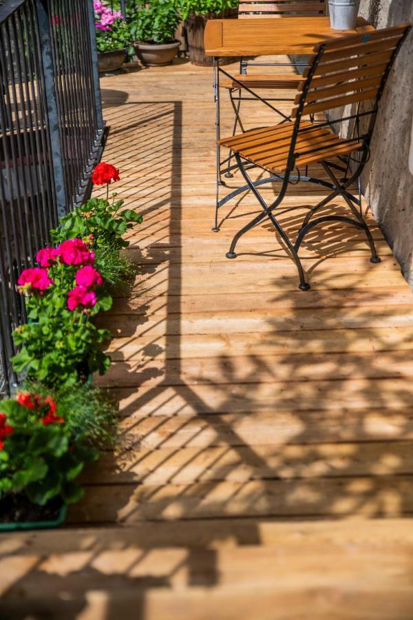 Roessl Bianco B&B&B Merano Exterior foto